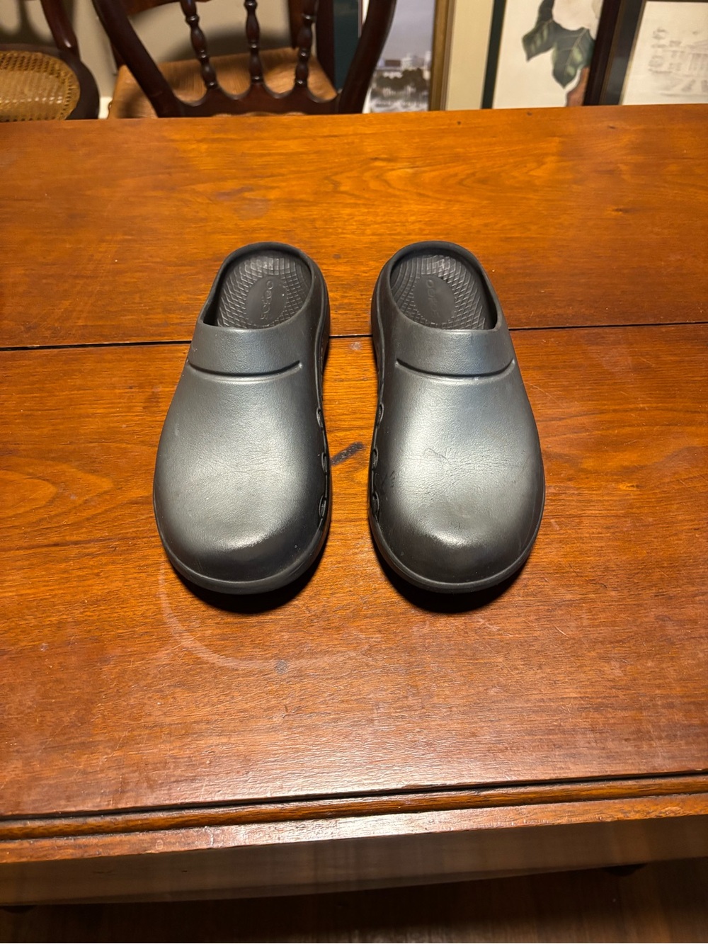 OOFOS OOcloog Recovery Clog Unisex Slip-On Comfort Shoes Black W8 M6 (EU 39)